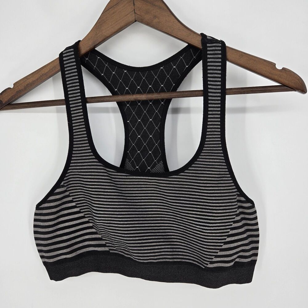 Fabletics Reversible Sports Bra E 037